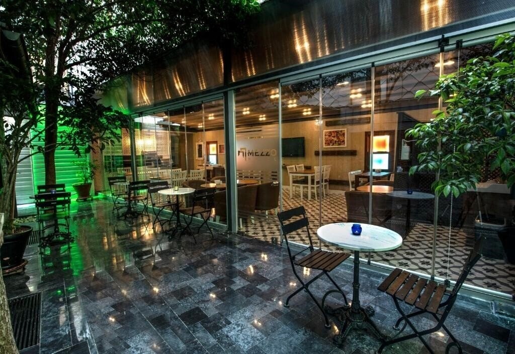 Hotel Mezzo Hotel (ex. Mezzootel) 1*