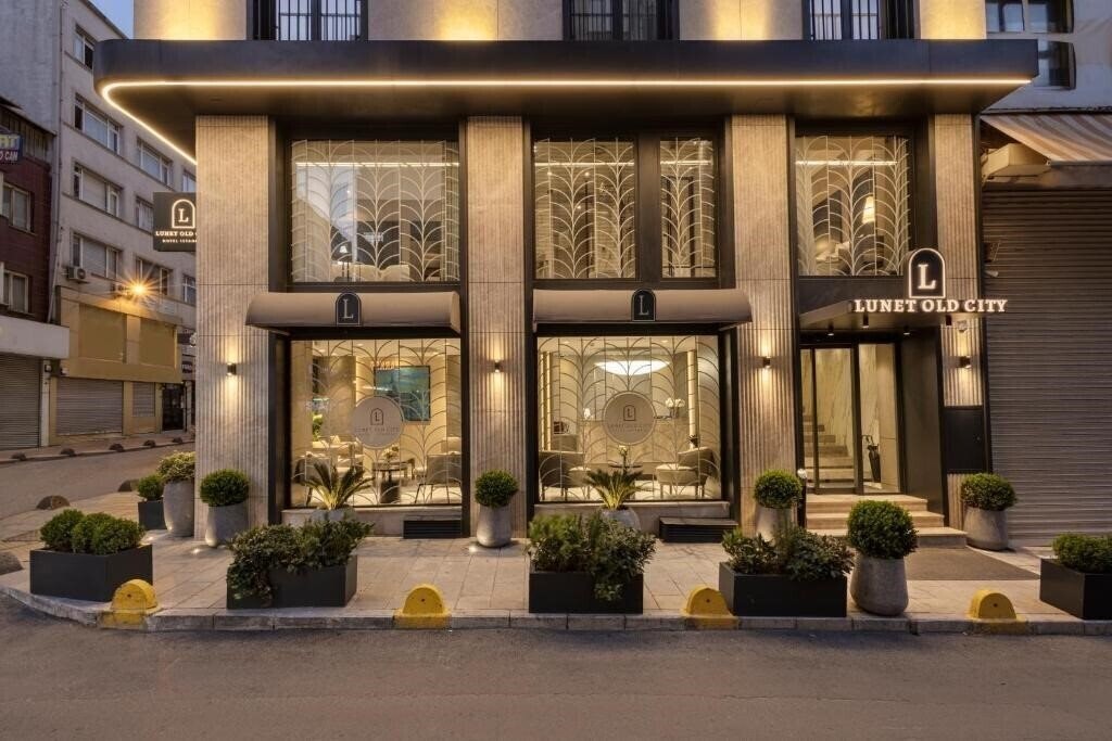 Hotel Lunet Old City Hotel 3*