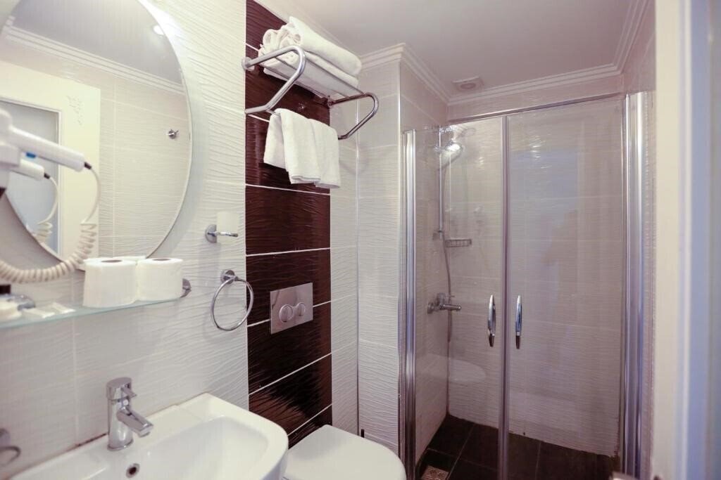 Imaginea Nova City Hotel 3*