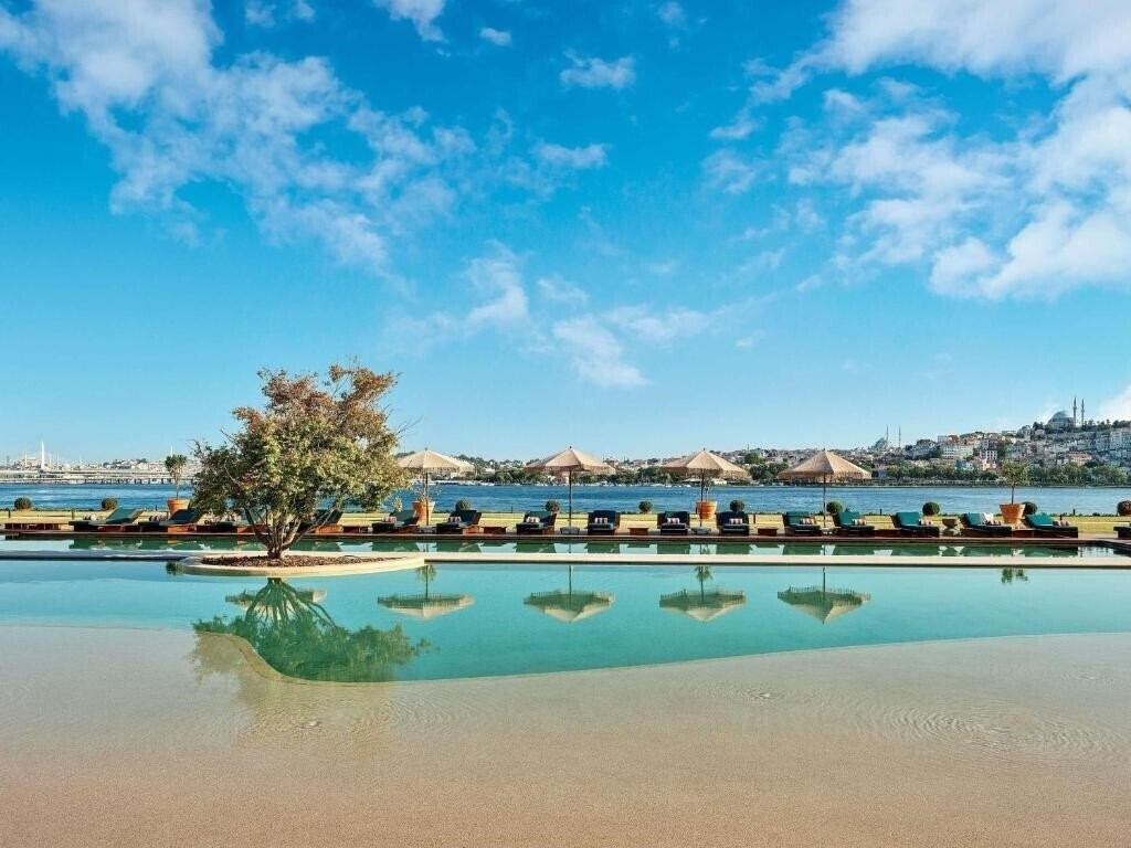 Отель Aliee Istanbul 5*