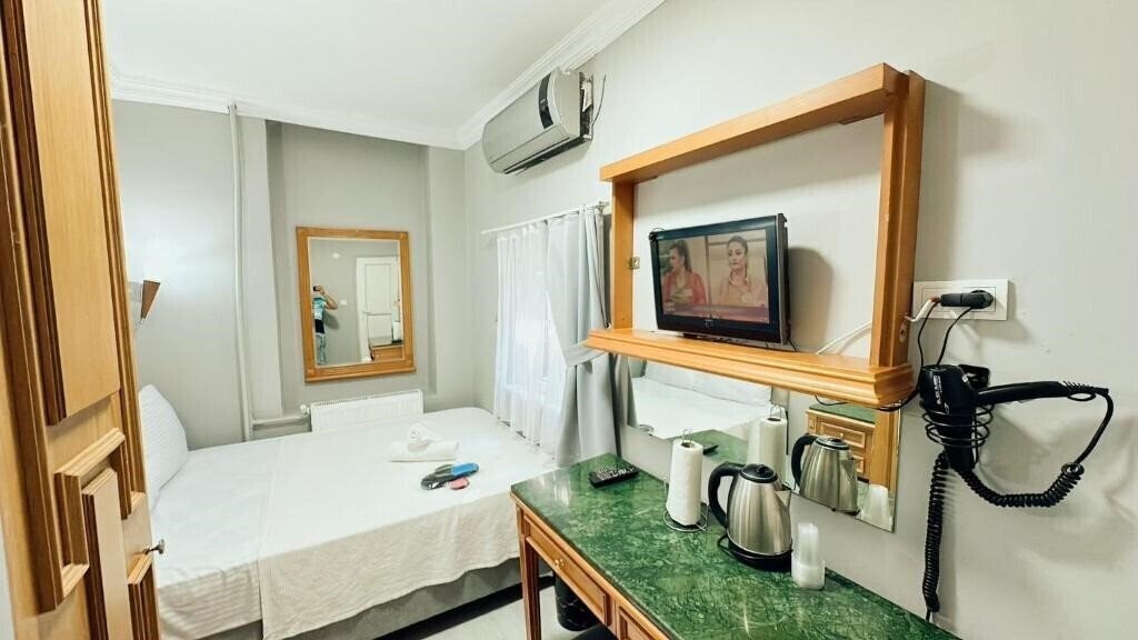 Fotografie Taksim Centre Hotel (ex. Hub Inn Pera) 3*