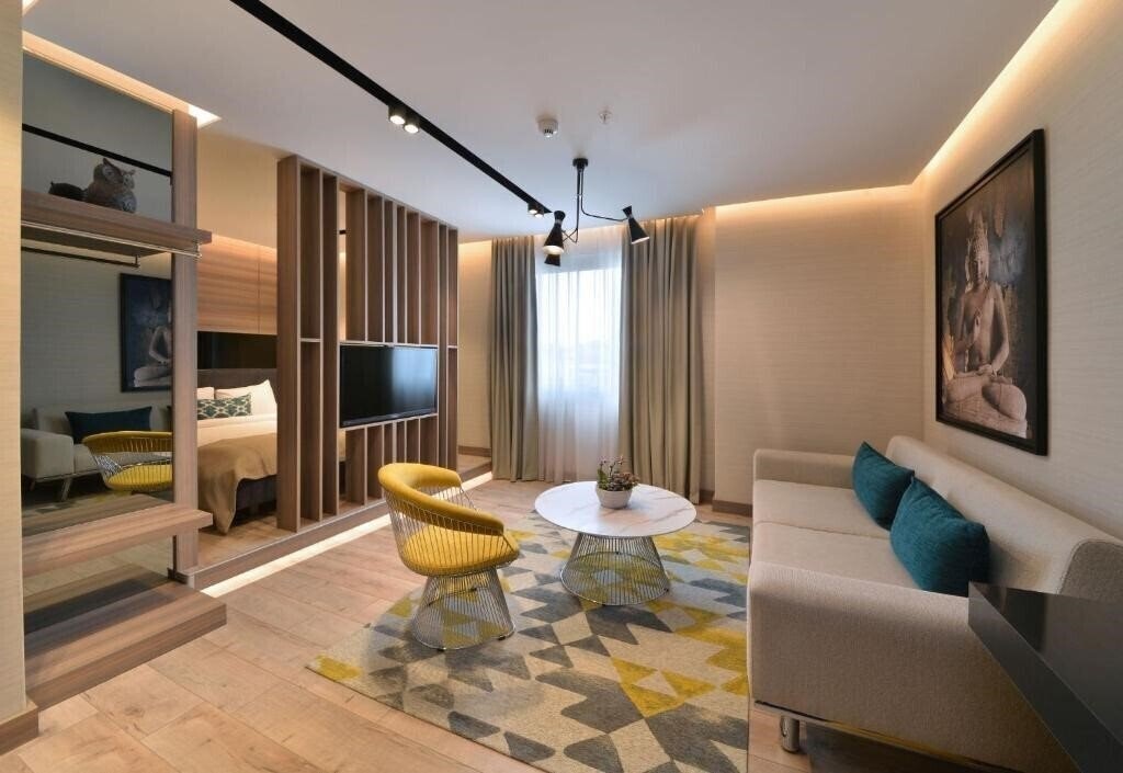 Hotel Nish Palace Umraniye 4*