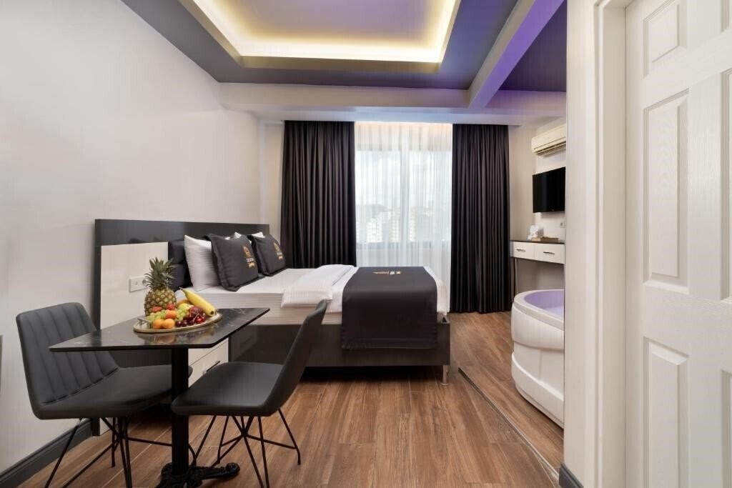 Фото Bakirkoy Zeugma Suit Otel 4*