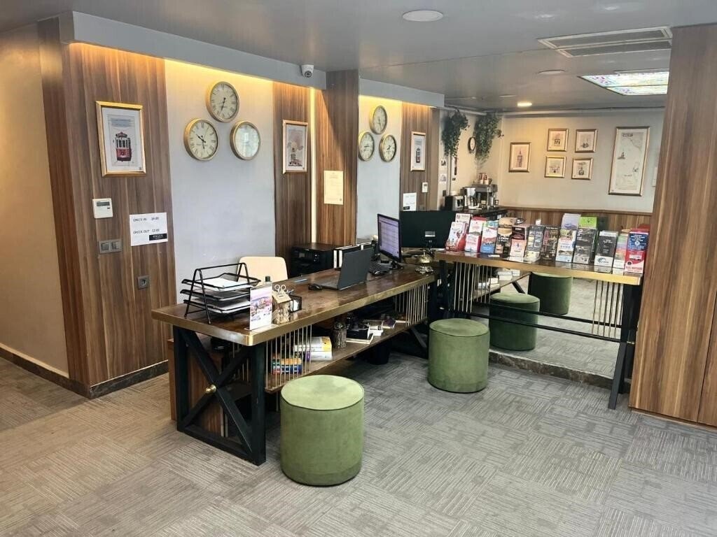 Imaginea Perante Hotel (ex. Ferman Apart Hotel) 3*