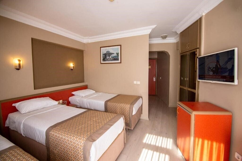 Фото Sahinler Hotel 3*