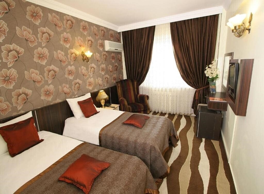 Фото Maya Hotel 3*