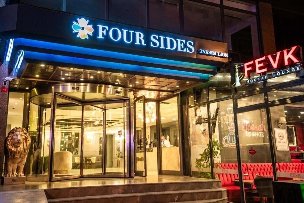 Отель Lion Hotel 4*