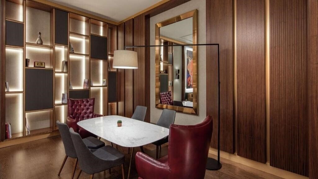 Fotografii Hilton Istanbul Maslak 5*