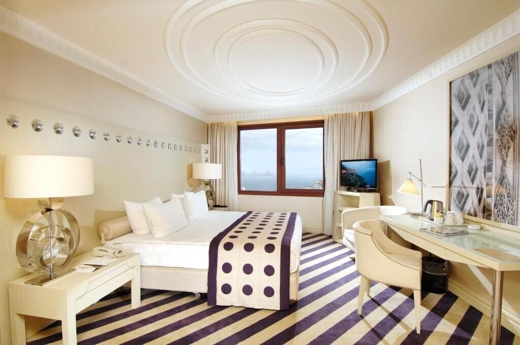 Изображение Taksim Hill 4*