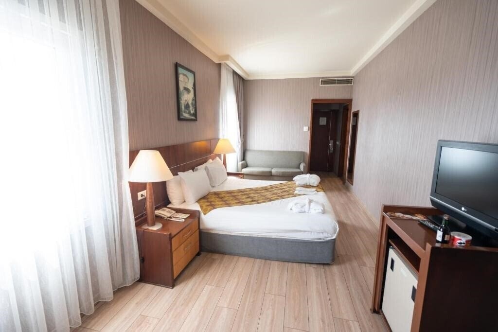 Imaginea The Green Park Hotel Bostanci 5*