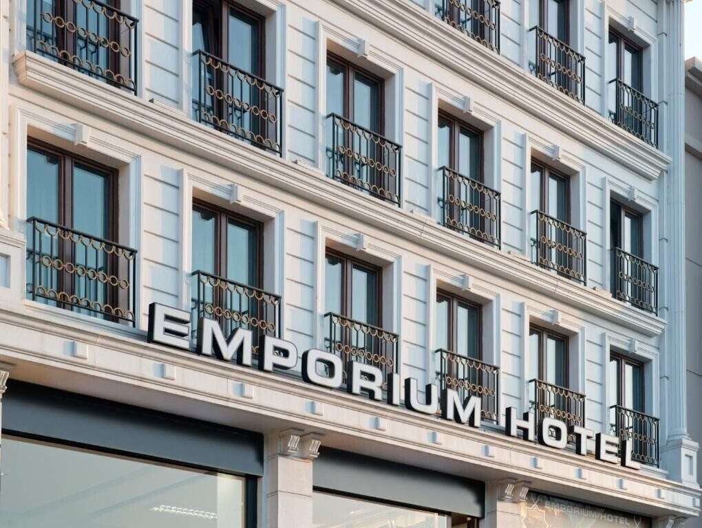 Hotel Emporium Hotel 4*
