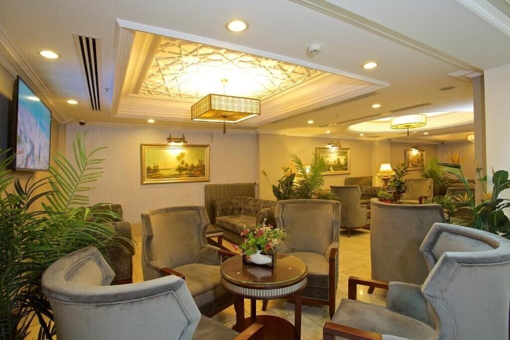 Imaginea Emporium Hotel 4*