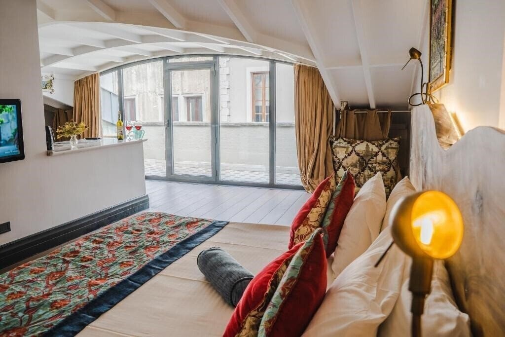 Imaginea West Pera Hotel (ex. Gumusyan) 3*