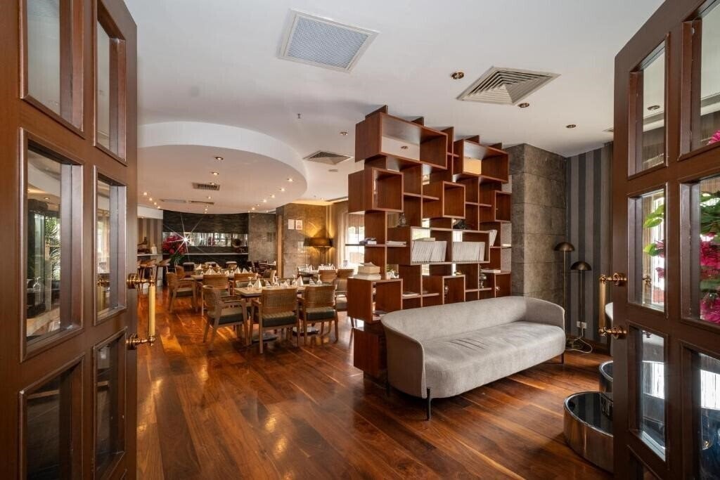 Fotografii Grand S Hotel 4*