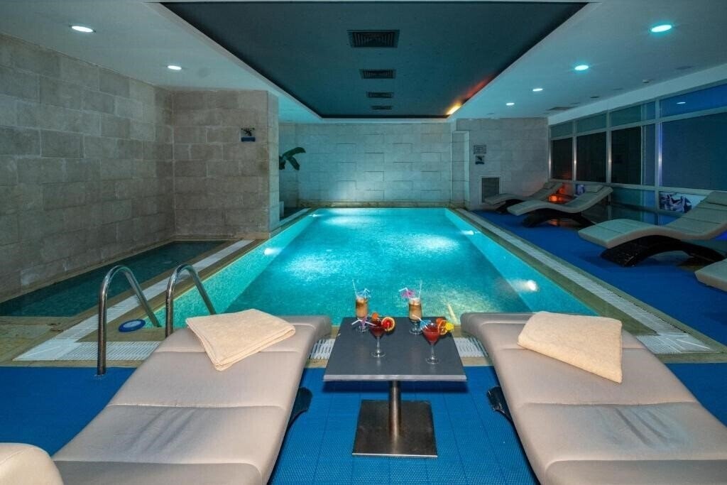 Imaginea Grand S Hotel 4*