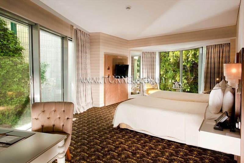 Imaginea Opera 4*