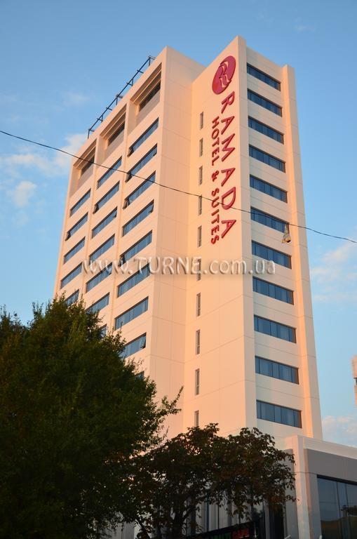 Hotel Ramada Hotel Suites 4*