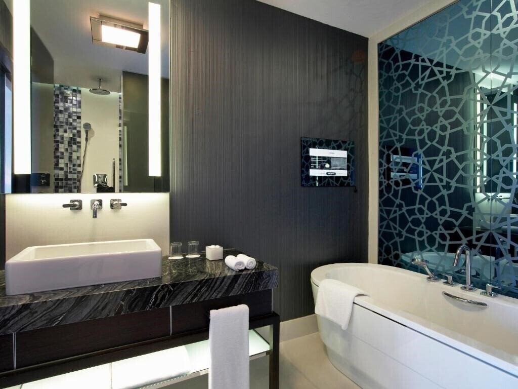 Fotografie Le Meridien Istanbul Etiler 5*