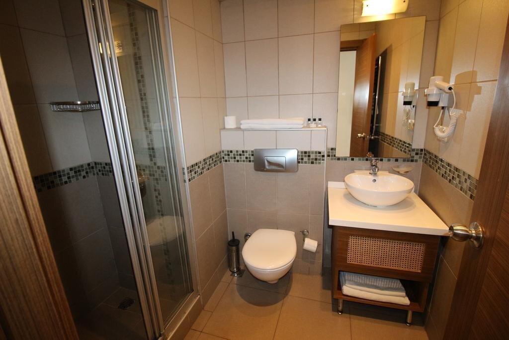 Imaginea Flower Palace Hotel 3*