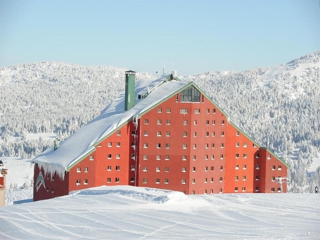 Отель Karinna Hotel 4*