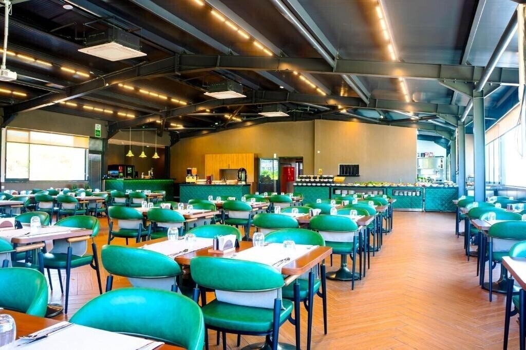 Imaginea Ivy Hotel SPA Cinarcik 4*