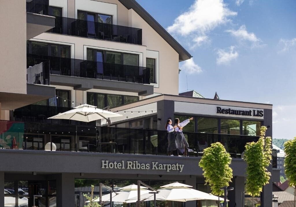 Отель Ribas Karpaty 4*