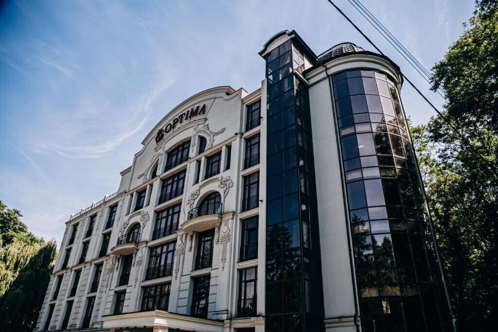 Imaginea Optima Collection Чернівці 4*
