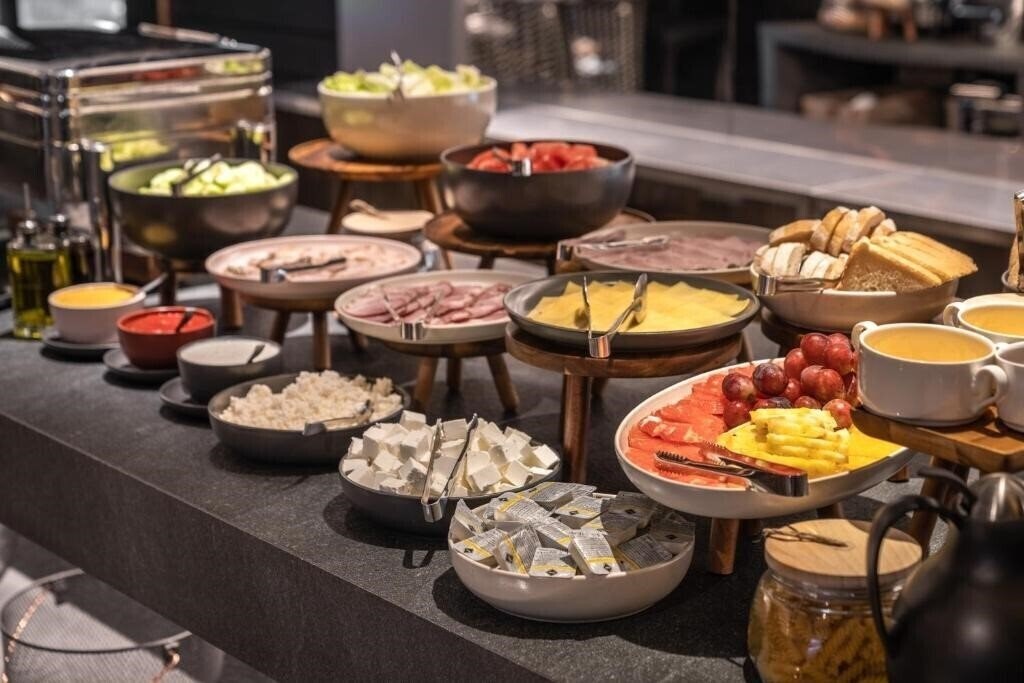 Imaginea Святослав 3*