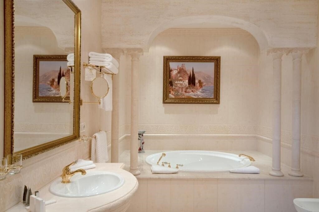 Imaginea Villa Le Premier 5*
