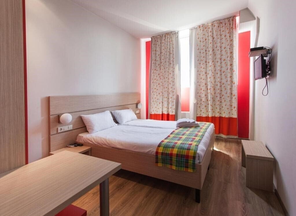 Fotografii Raziotel Маренеро 3*