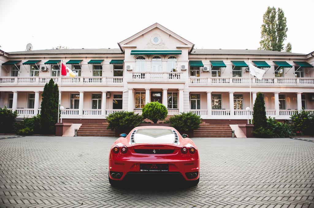 Hotel Arcadia Plaza 3*