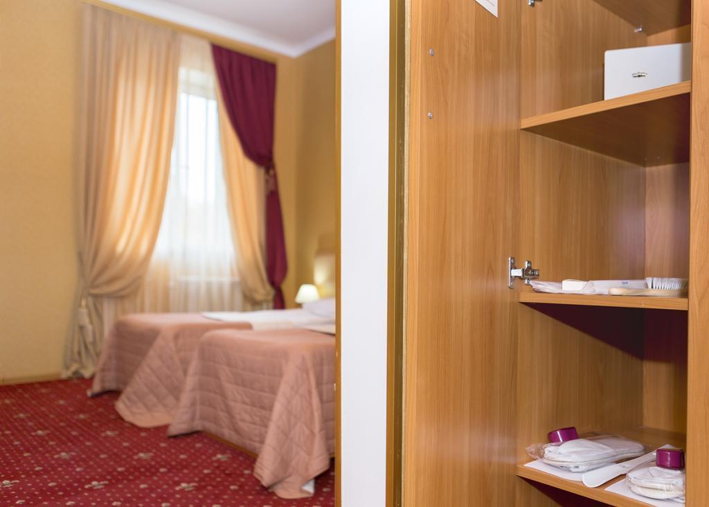 Изображение Лермонтовский 3*
