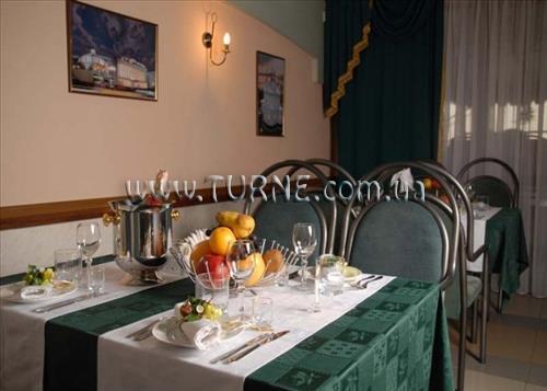 Imaginea Галерея 4*