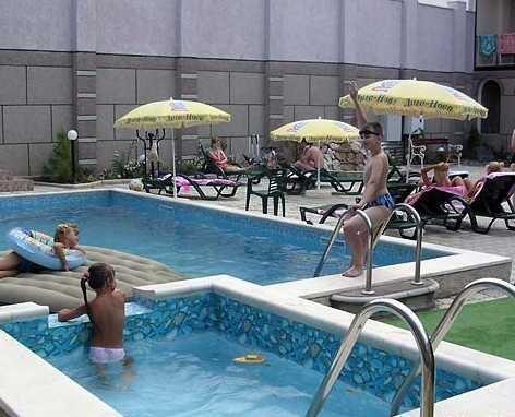 Отель Гостевой Дворик «Русь» гостиный двор