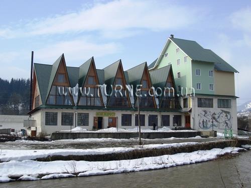 Hotel Карпаты 3*