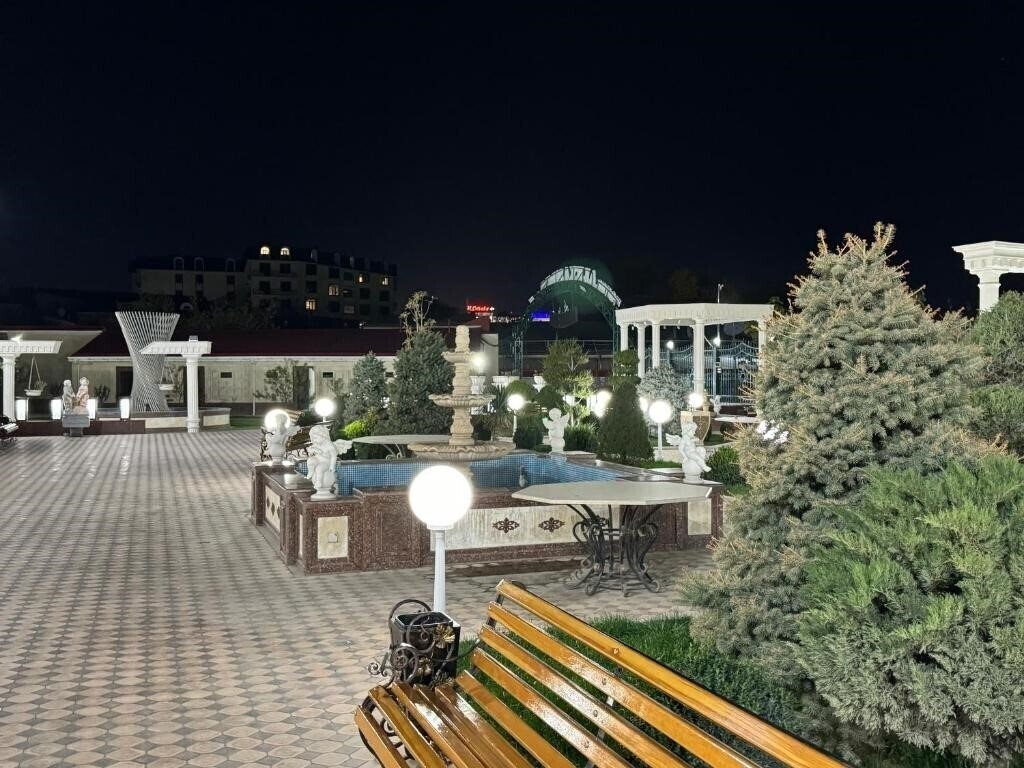 Fotografie Alexander 4*