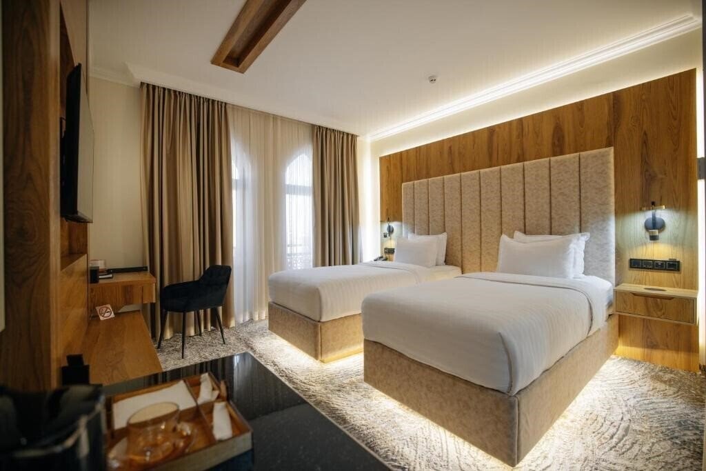 Fotografii Kohinur Plaza 4*