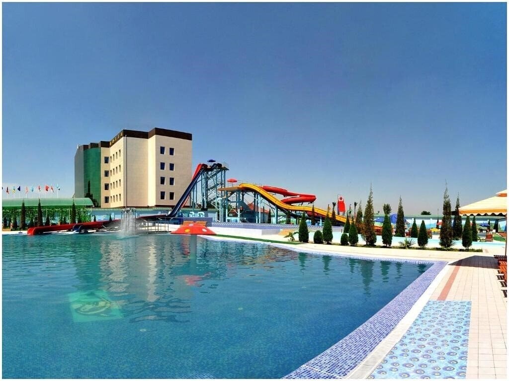 Imaginea Golden Valley 4*