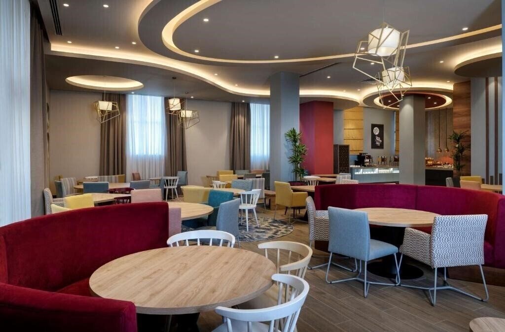 Imaginea Hampton By Hilton Tashkent 4*