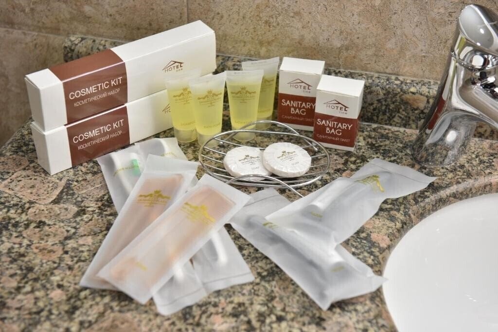 Imaginea Qushbegi Plaza 4*