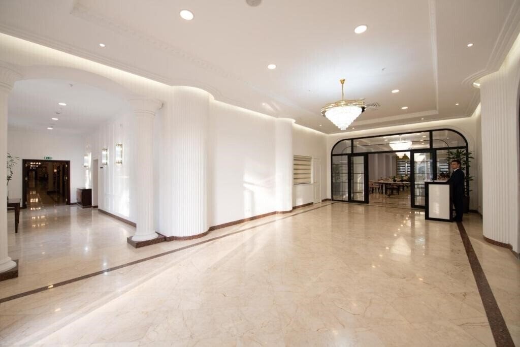 Imaginea Lotte City Hotel Tashkent Palace 4*