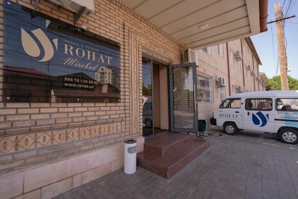 Отель Rovshan Hotel 2*