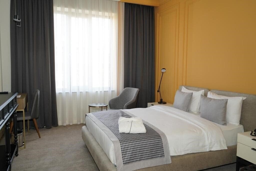 Fotografie Bentley Hotel Tashkent 4*