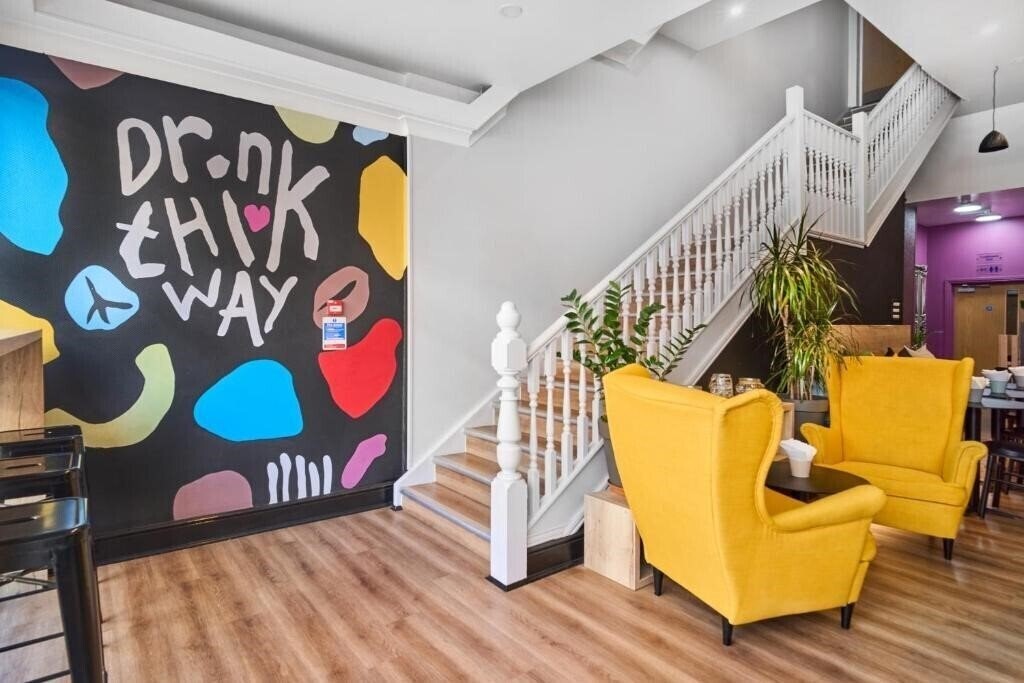 Imaginea Best Western Greater London 4*