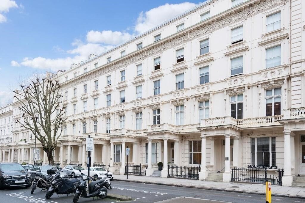 Imaginea Hyde Park Executive Apartments 3*