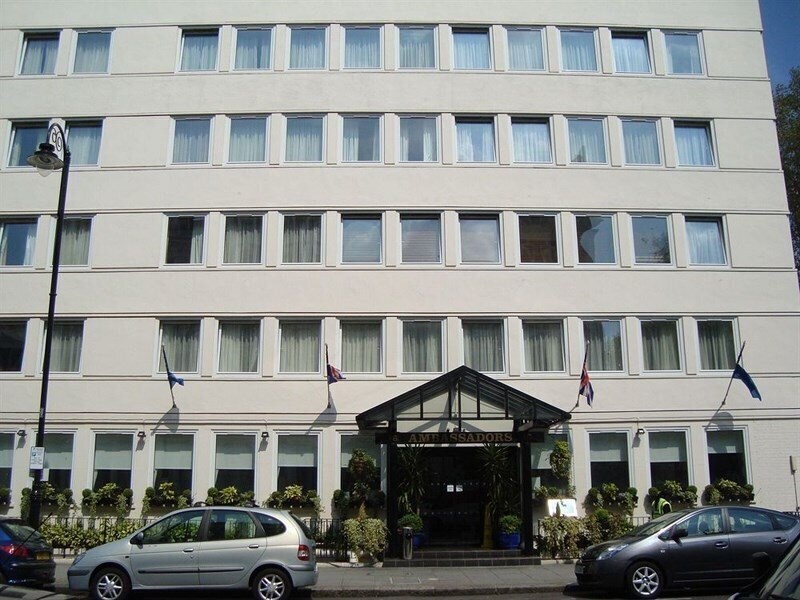 Hotel Ambassadors 3*