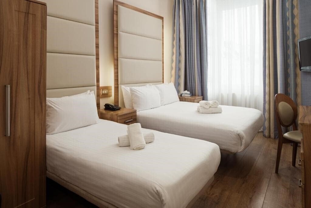 Фото Royal Eagle 3*