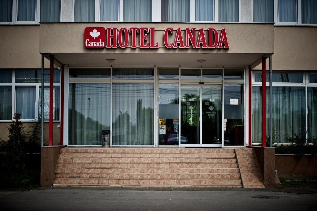 Imaginea Canada Hotel 3*