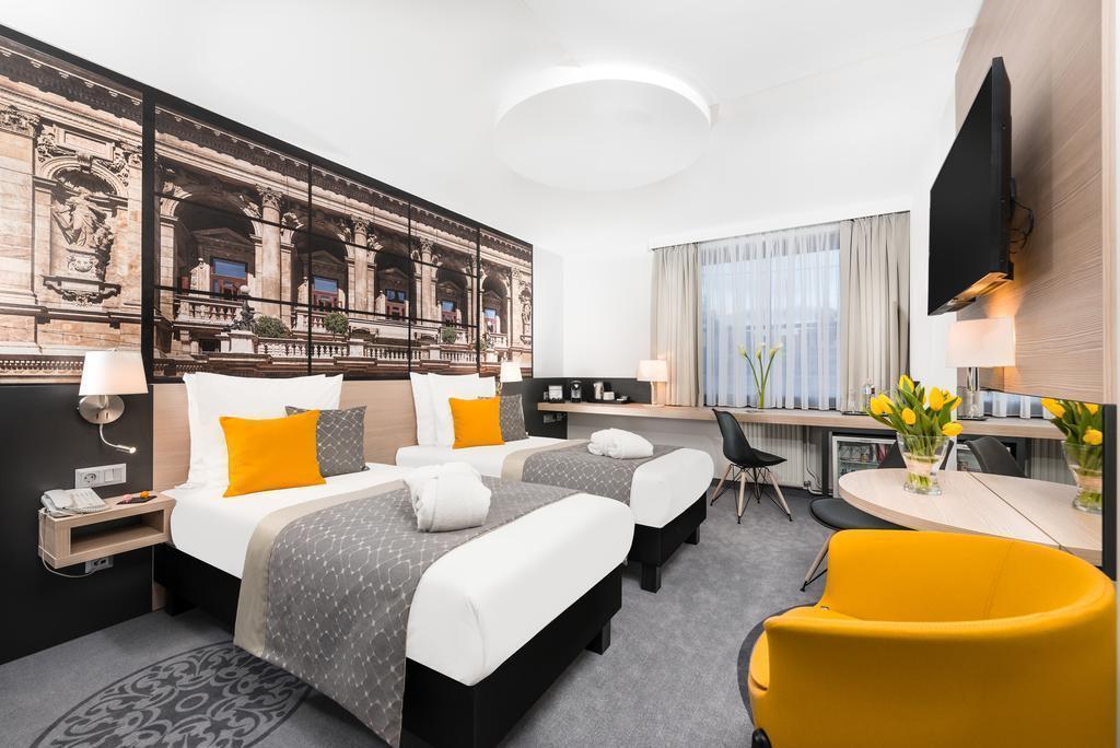 Imaginea Mercure Budapest City Center 4*