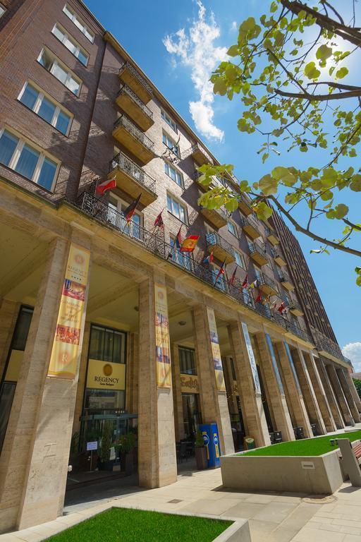 Imaginea Regency Suites 4*